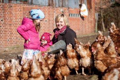 Ausbildung zur Landwirtin: Fütterung der Legehennen